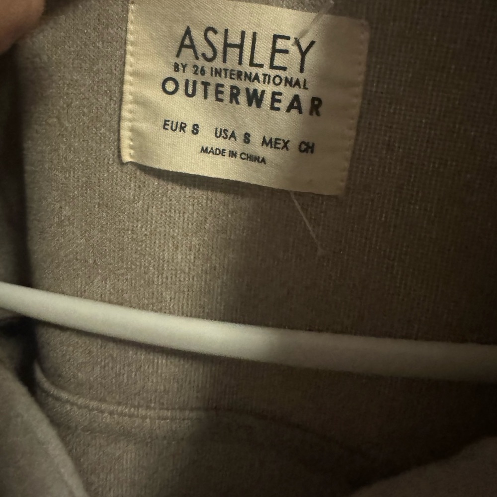 Jacket - Picture 2 of 3